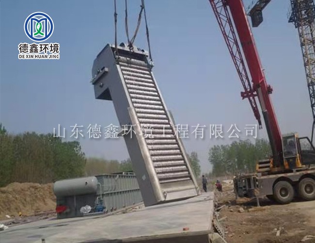 機械格柵除污機